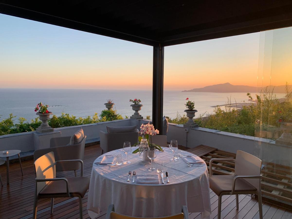 Villa Riviera Resort Lavagna Kültér fotó